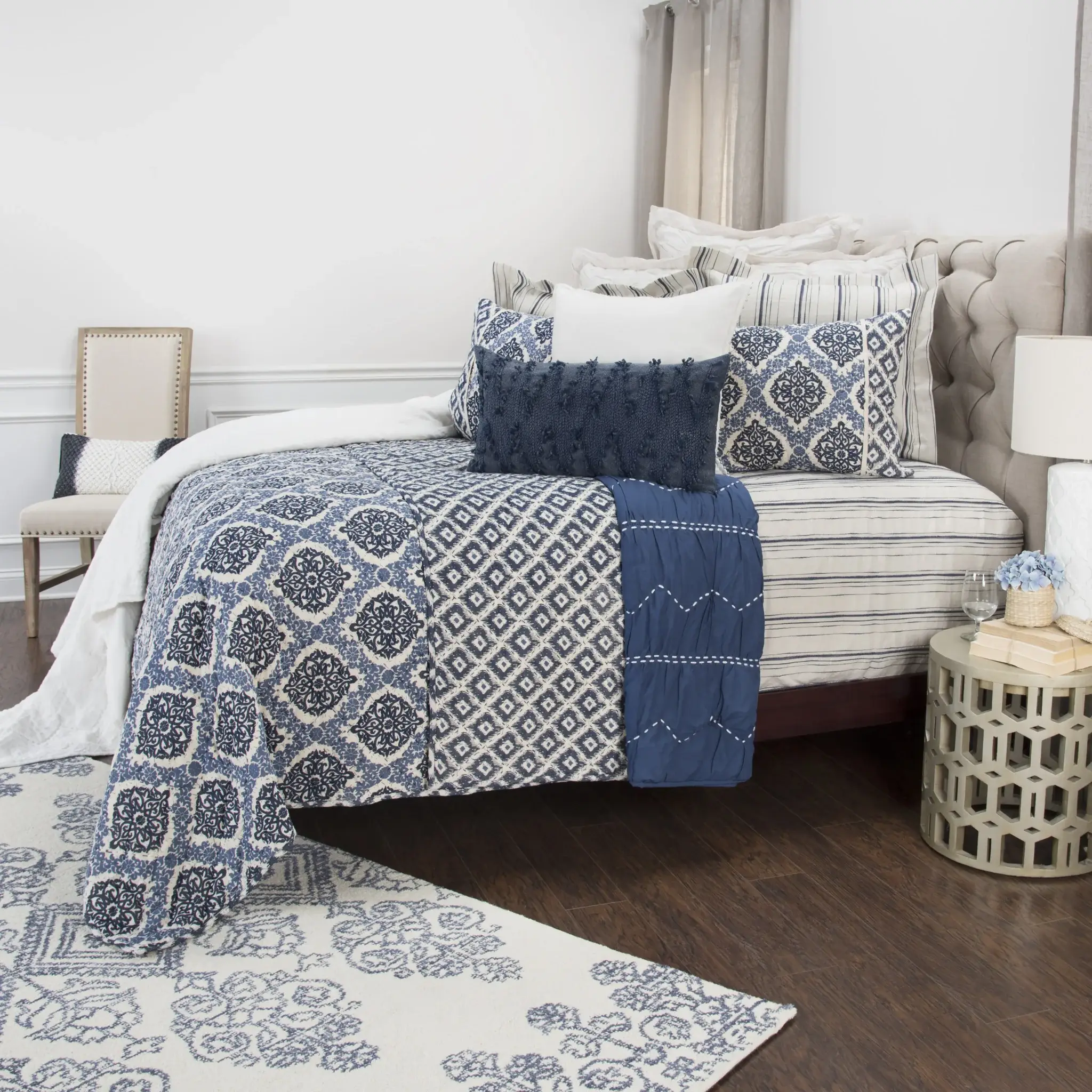 Indigo Queen 100% Cotton 300 Thread Count Machine Washable Down Alternative Comforter - Image 7