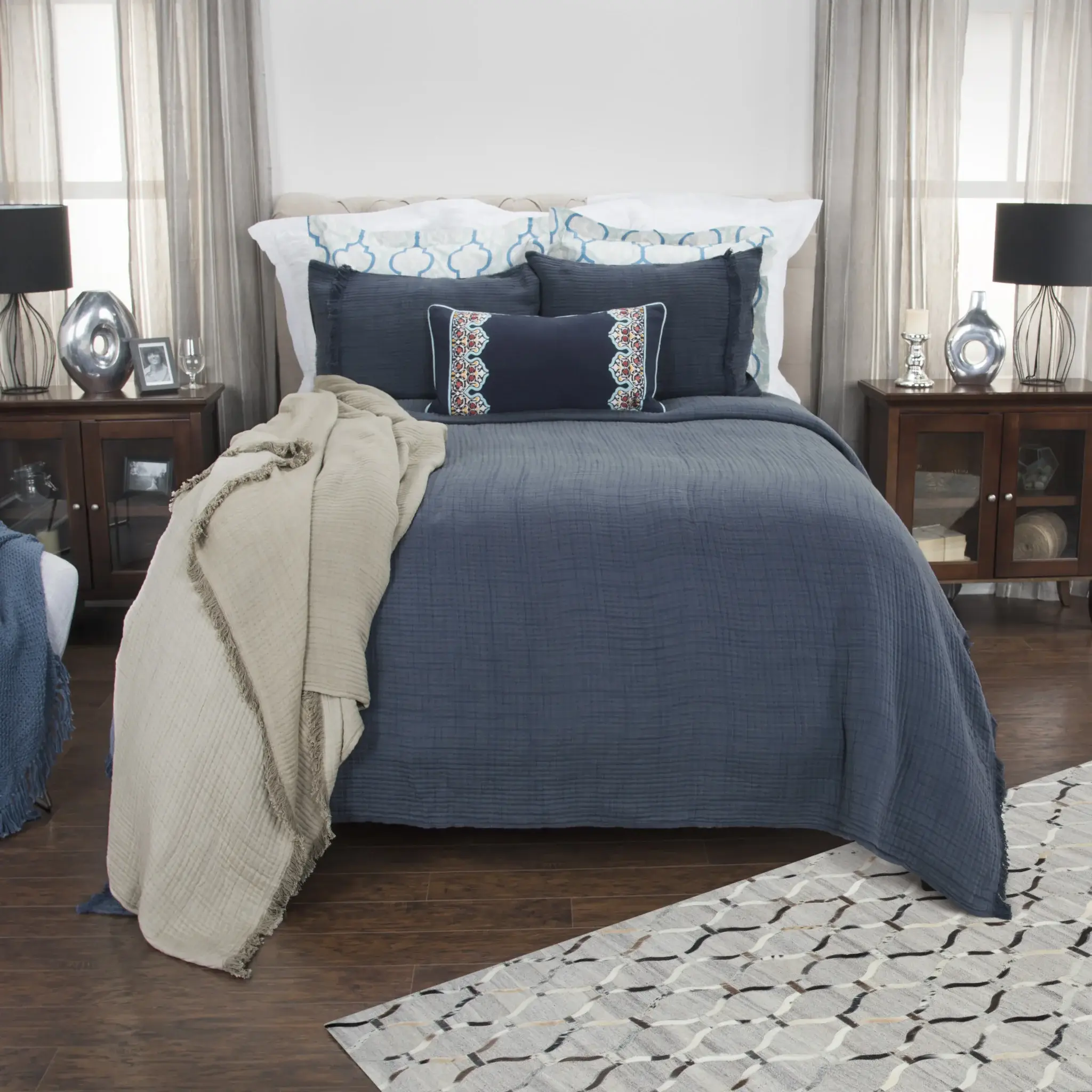 Indigo Queen 100% Cotton 300 Thread Count Machine Washable Down Alternative Comforter - Image 7