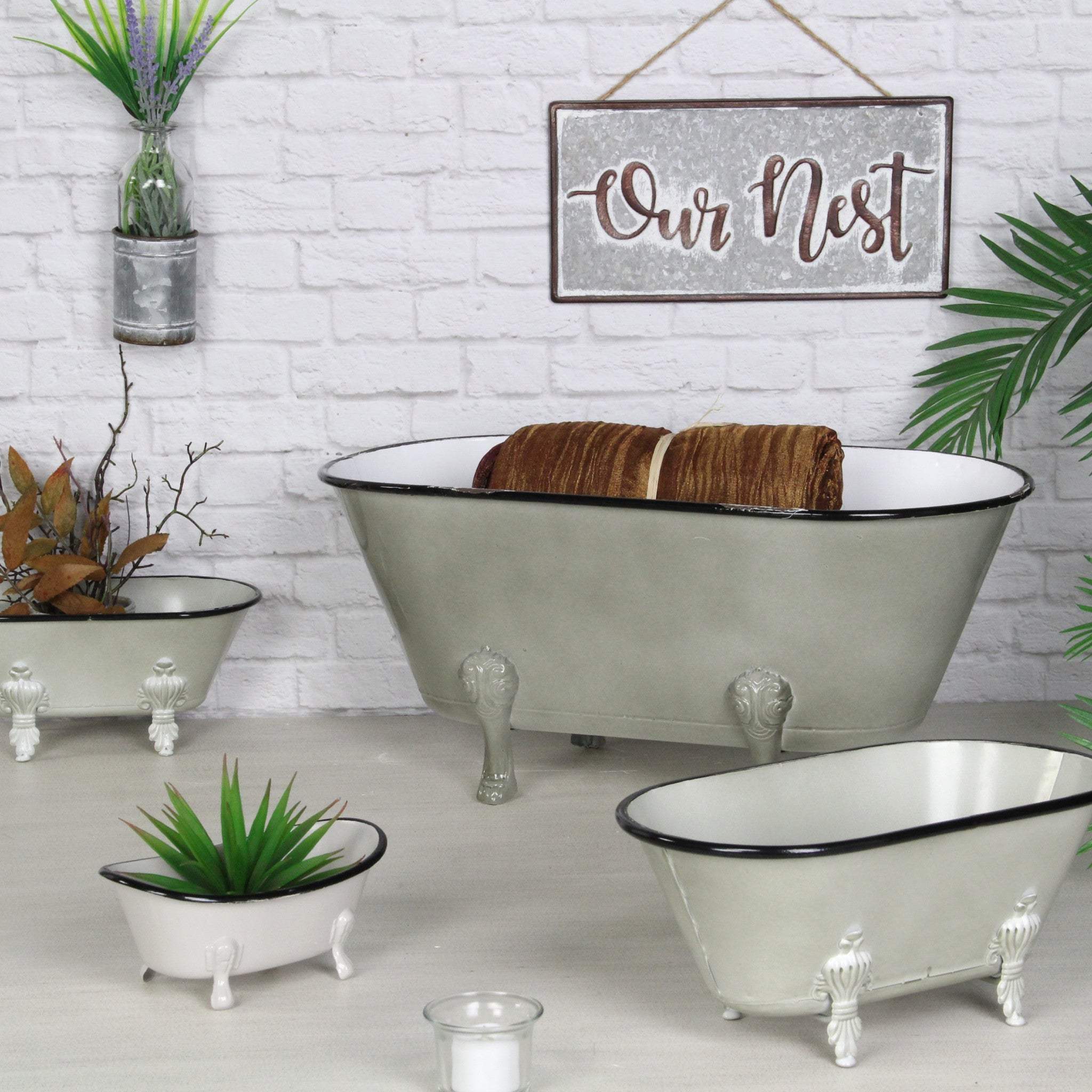 Jumbo Light Gray Bathtub Decorative Sculpture - Image 6