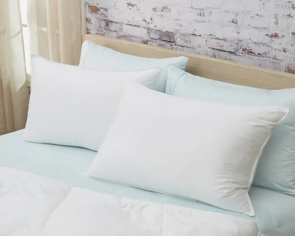 Lux Sateen Down Alternative King Size Firm Pillow - Image 3