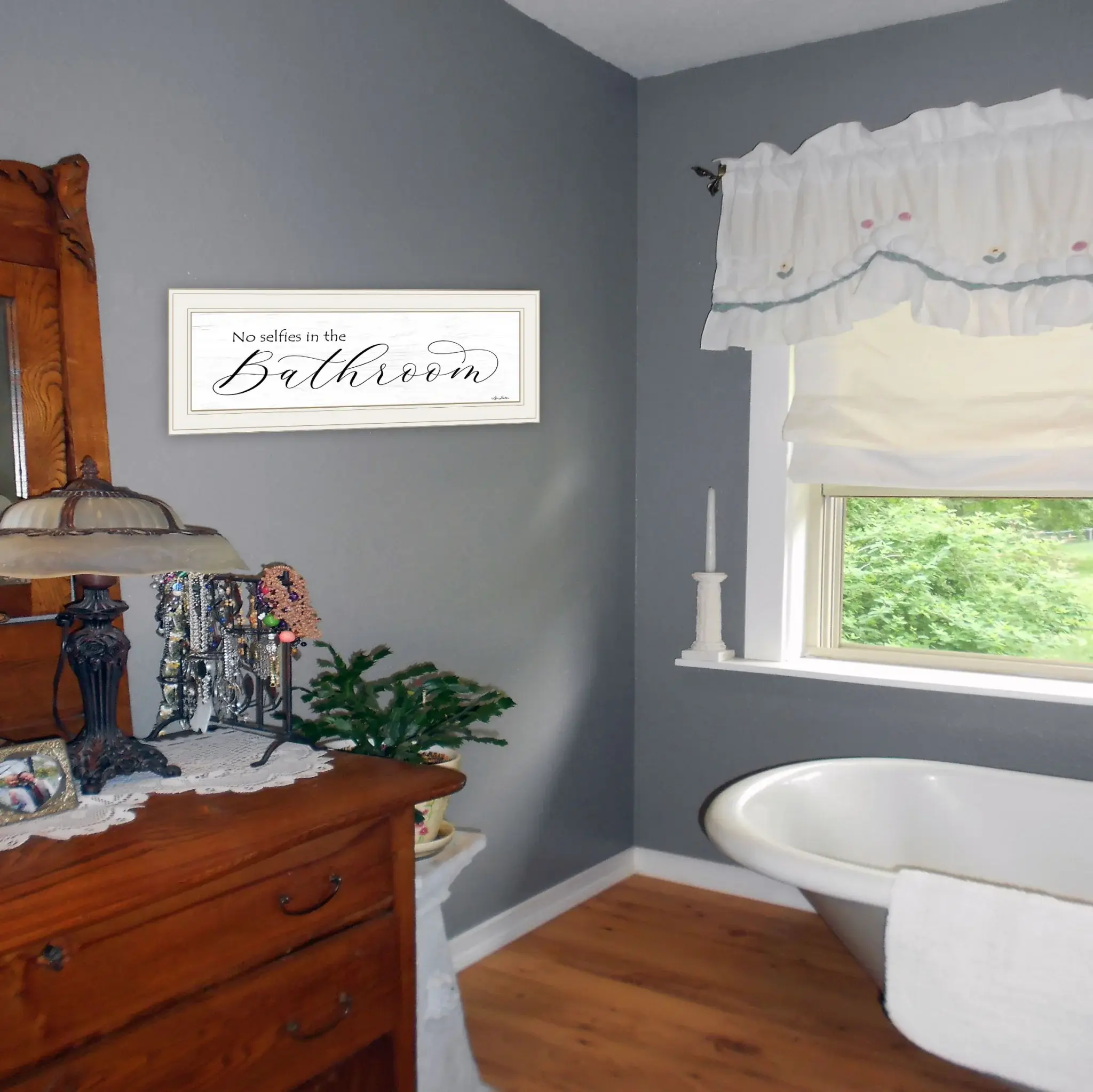 No Selfies in the Bathroom 1 White Framed Print Bathroom Wall Art - Image 4
