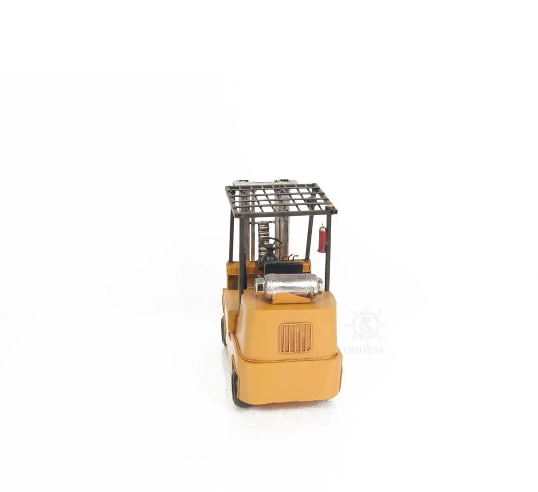 Propane Forklift Sculpture - Image 2