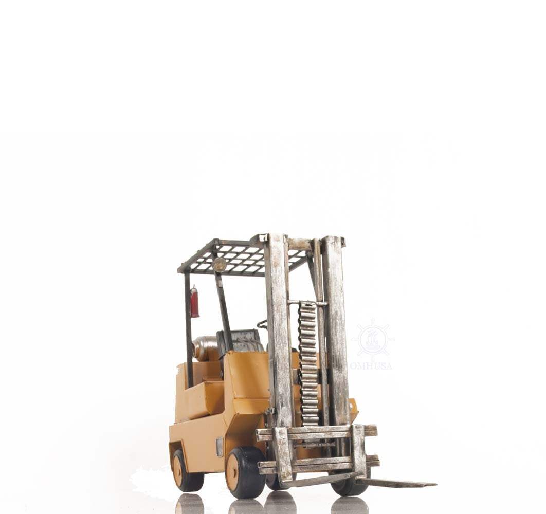 Propane Forklift Sculpture - Image 4