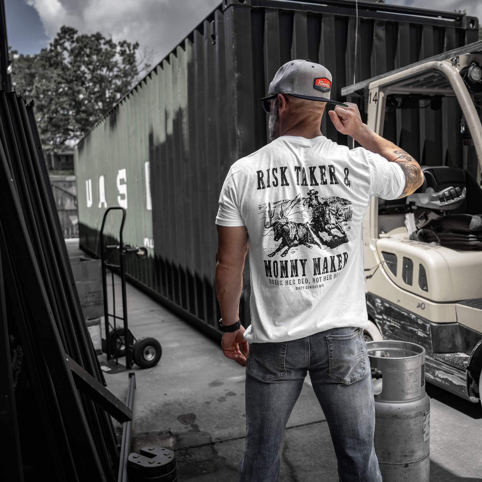 Risk Taker & Mommy Maker Men's T-Shirt - Image 6