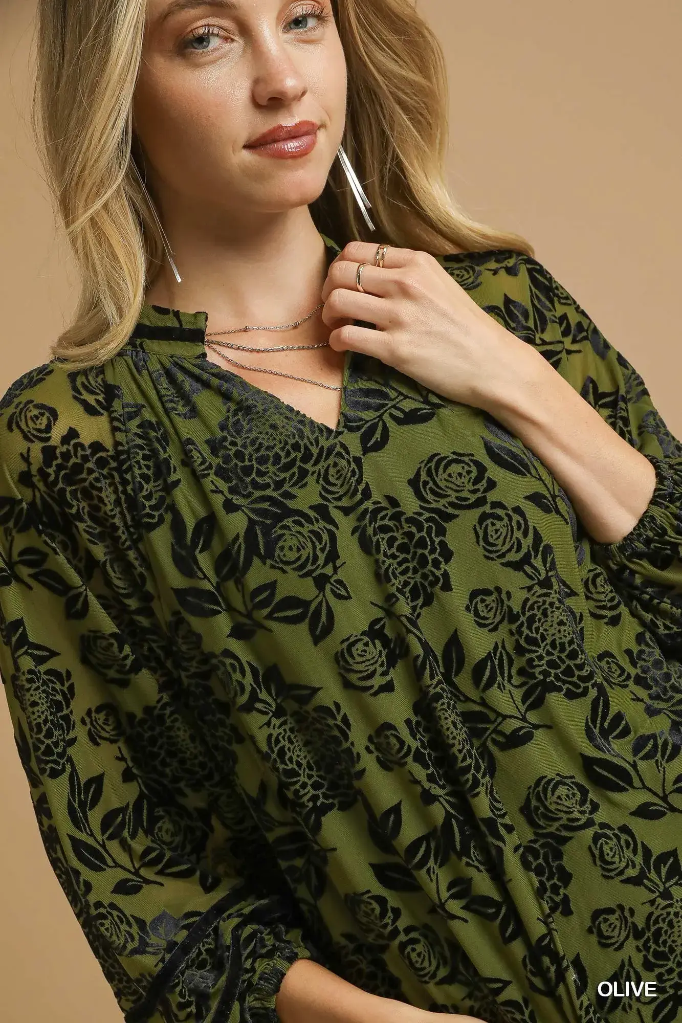 Umgee Full Size Floral Velvet Blouse with Balloon Sleeves Plus Size - Image 5