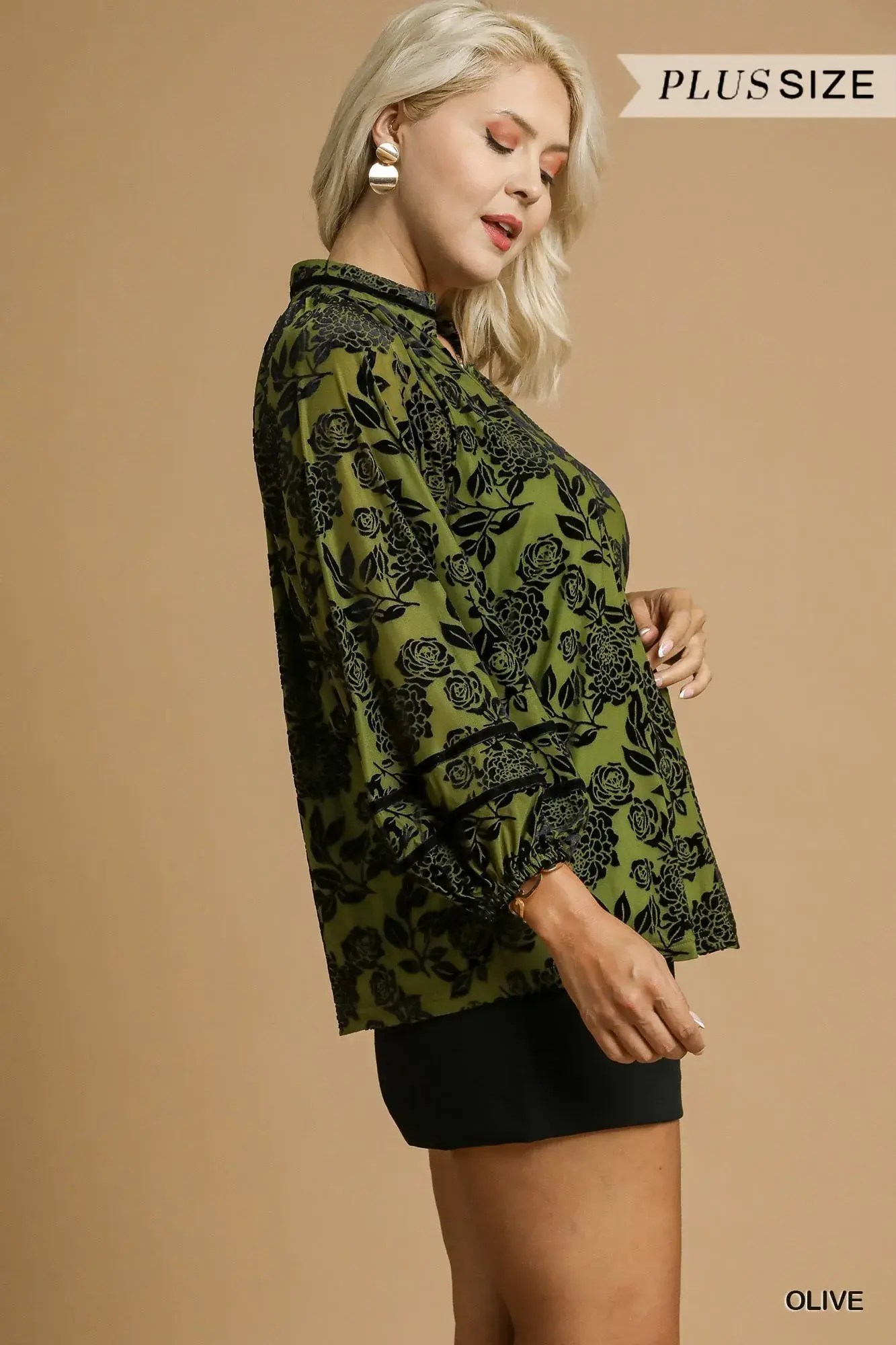 Umgee Full Size Floral Velvet Blouse with Balloon Sleeves Plus Size - Image 7